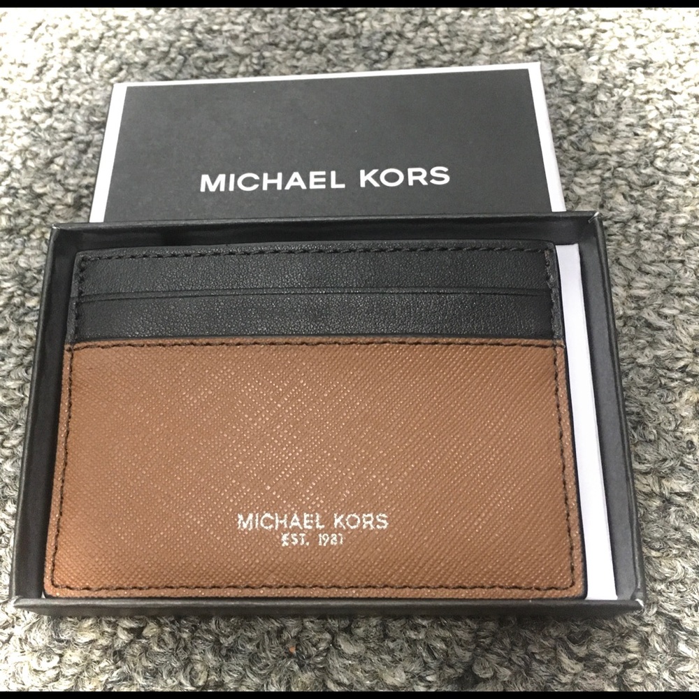 ❌❌SOLD❌❌ Michael Kors Card holder